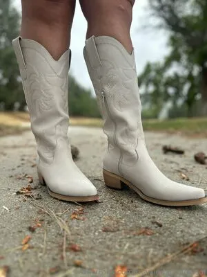 Marriedandheelsof OnlyFans Leaked Free Thumbnail Picture - #Tnt7jLFBYi