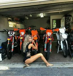 Marriedmaddison OnlyFans Leaked Free Thumbnail Picture - #j9A7z3XWLo