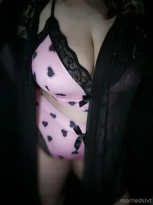 Marriedslvtfree OnlyFans Leaked Free Thumbnail Picture - #KPJp8PDWFY