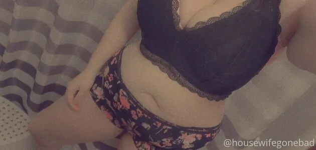 Marriedslvtfree OnlyFans Leaked Free Thumbnail Picture - #a1QQlW6cny