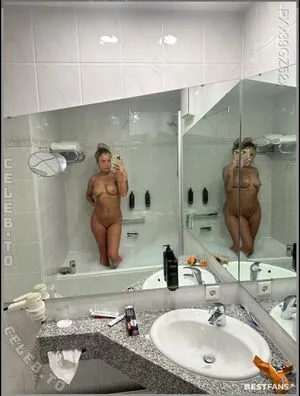 Marta Dobrowolska OnlyFans Leaked Free Thumbnail Picture - #krUXBLAMD1