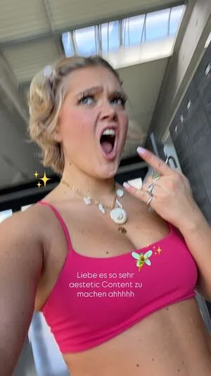 Marta Kc OnlyFans Leaked Free Thumbnail Picture - #xyMPIZZ6Uw