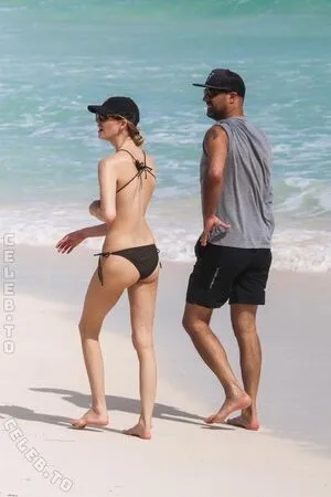 Martha Hunt OnlyFans Leaked Free Thumbnail Picture - #f8lxFmNb8Z