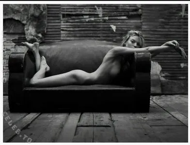 Martha Hunt OnlyFans Leaked Free Thumbnail Picture - #svygArXToo