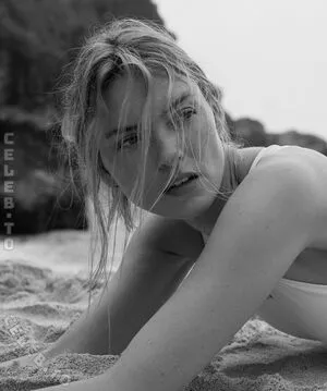 Martha Hunt OnlyFans Leaked Free Thumbnail Picture - #xwSJC3h3x4