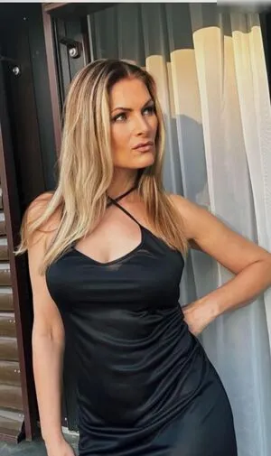Martina Kaiser OnlyFans Leaked Free Thumbnail Picture - #j74uJJIN57