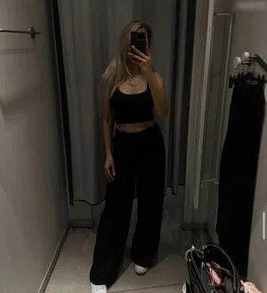 Martina Lackner Ehem Barbierella OnlyFans Leaked Free Thumbnail Picture - #Acd7aafTMD
