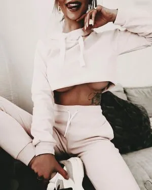 Martina Lackner Ehem Barbierella OnlyFans Leaked Free Thumbnail Picture - #UHaUUS5X5P
