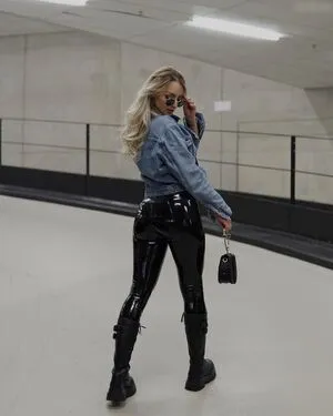 Martina Lackner Ehem Barbierella OnlyFans Leaked Free Thumbnail Picture - #icI9M0b6le