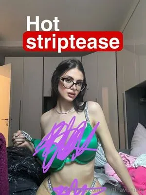 Martinavismara OnlyFans Leaked Free Thumbnail Picture - #5XUSxrVb8n
