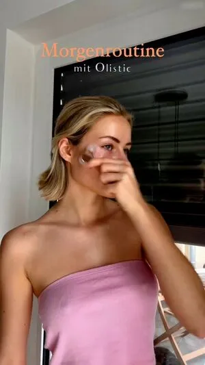 Mary Bella OnlyFans Leaked Free Thumbnail Picture - #0KlmR2Sc04