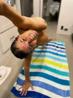 Mary Burke OnlyFans Leaked Free Thumbnail Picture - #OdtkyIKTDp