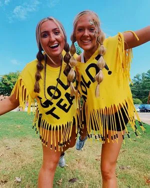 Mary Chapman Morrow OnlyFans Leaked Free Thumbnail Picture - #AA6hjhA5M6