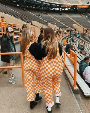 Mary Chapman Morrow OnlyFans Leaked Free Thumbnail Picture - #HzMMUeDy73