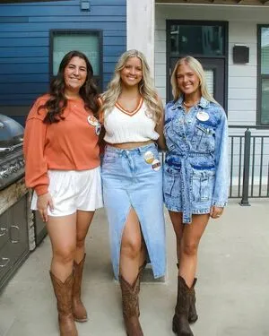 Mary Chapman Morrow OnlyFans Leaked Free Thumbnail Picture - #SMXE2z0Nc9