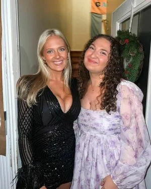 Mary Chapman Morrow OnlyFans Leaked Free Thumbnail Picture - #Y7NVLDJ9Uk