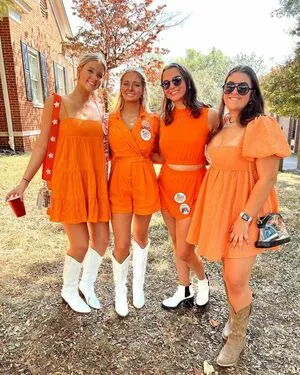 Mary Chapman Morrow OnlyFans Leaked Free Thumbnail Picture - #ePhLVmWh9F