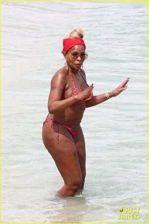 Mary J Blige OnlyFans Leaked Free Thumbnail Picture - #GkaXof85Hu
