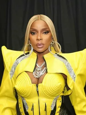 Mary J Blige OnlyFans Leaked Free Thumbnail Picture - #SrWHDi878m