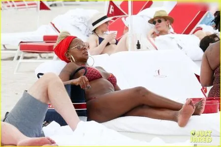 Mary J Blige OnlyFans Leaked Free Thumbnail Picture - #VKGGtdp7Db