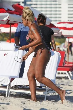 Mary J Blige OnlyFans Leaked Free Thumbnail Picture - #oqg2O2ijDk