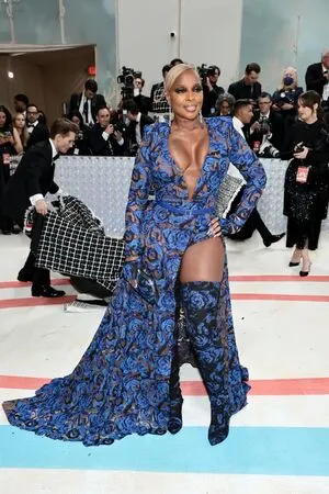 Mary J Blige OnlyFans Leaked Free Thumbnail Picture - #plTyVsQiE8