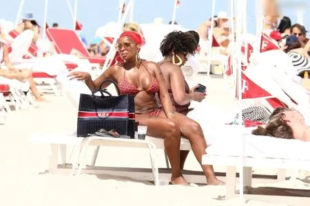 Mary J Blige OnlyFans Leaked Free Thumbnail Picture - #sGPaJT3IET