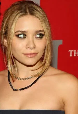 Mary Kate Olsen OnlyFans Leaked Free Thumbnail Picture - #BaZ4ZEvbg1