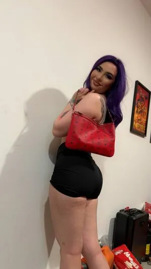 Mary Liven OnlyFans Leaked Free Thumbnail Picture - #MfMKIPckKv