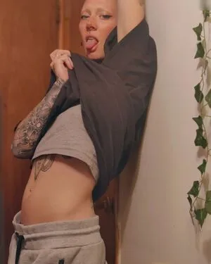 Mary Moon OnlyFans Leaked Free Thumbnail Picture - #MwuGiFbeC5