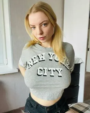 Mary Moor OnlyFans Leaked Free Thumbnail Picture - #QlTjRGjREN