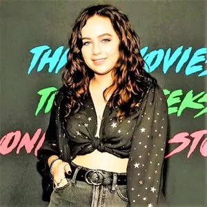 Mary Mouser OnlyFans Leaked Free Thumbnail Picture - #fRrrRpZBMf