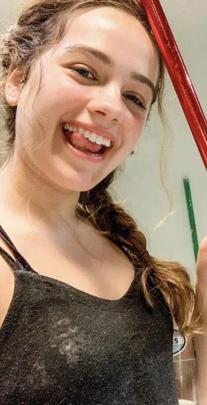 Mary Mouser OnlyFans Leaked Free Thumbnail Picture - #mDWO0v1jg7