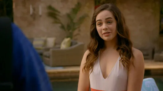 Mary Mouser OnlyFans Leaked Free Thumbnail Picture - #ukdyRfAtLV