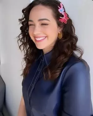 Mary Mouser OnlyFans Leaked Free Thumbnail Picture - #xSUMljmRPJ