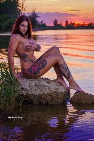 Mary Van P OnlyFans Leaked Free Thumbnail Picture - #Tsbztsget9