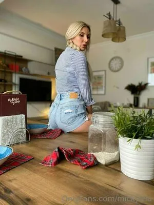 Mary White OnlyFans Leaked Free Thumbnail Picture - #1t3v8HregE