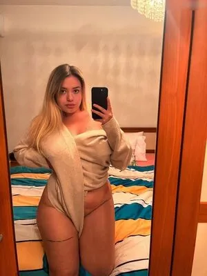 Maryoffiziell OnlyFans Leaked Free Thumbnail Picture - #Zi5ZJNGi0A