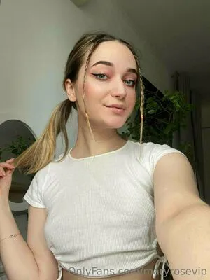 Maryrosevip OnlyFans Leaked Free Thumbnail Picture - #GrUd5mxEib