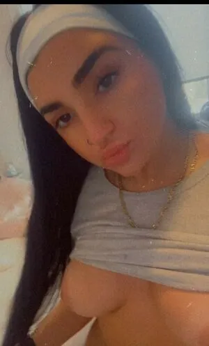 Maskedbeautyyyy01 OnlyFans Leaked Free Thumbnail Picture - #2aVAmtx1XA