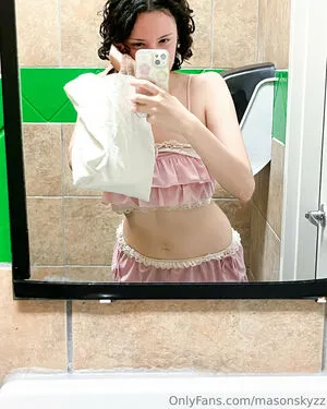 Masonskyzz OnlyFans Leaked Free Thumbnail Picture - #EPMPiERU1p
