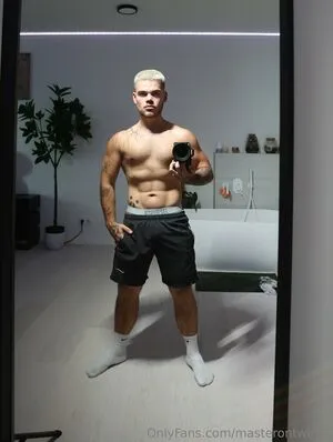 Masterontwinks OnlyFans Leaked Free Thumbnail Picture - #2qeRkennU1