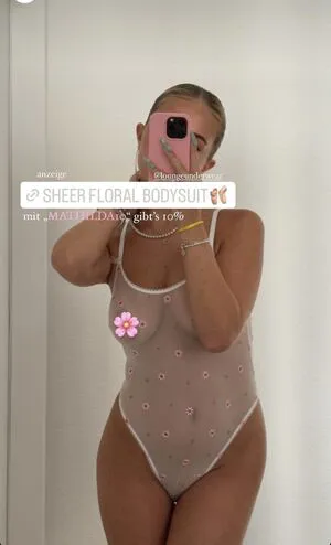 Mathilda Mkh OnlyFans Leaked Free Thumbnail Picture - #yioLoQgSNY