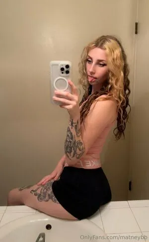 Matneybb OnlyFans Leaked Free Thumbnail Picture - #2to0zoRCc5