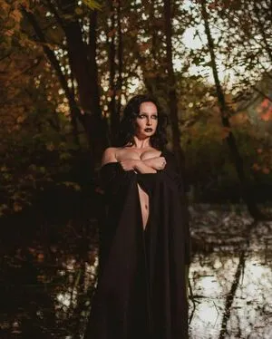 Matreya Scarrwener OnlyFans Leaked Free Thumbnail Picture - #Gam7lnusW1