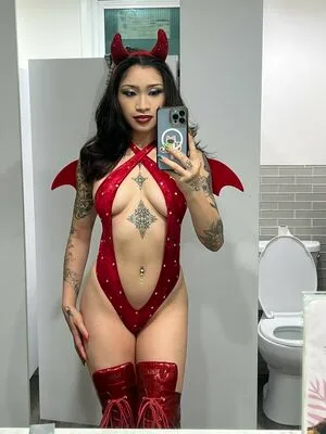 Matrixmika OnlyFans Leaked Free Thumbnail Picture - #LJA8TmF961