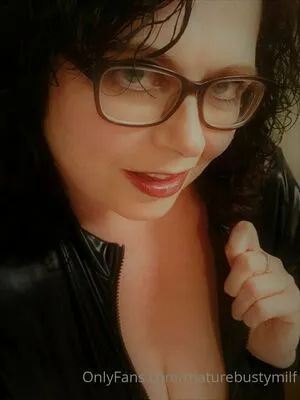 Maturebustymom OnlyFans Leaked Free Thumbnail Picture - #fe4IRQ4dDa