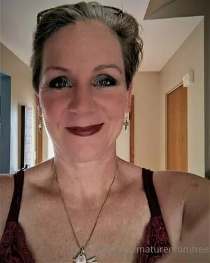 Maturemomfree OnlyFans Leaked Free Thumbnail Picture - #9FEjYHQdG3