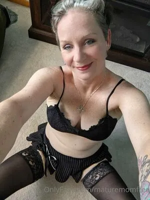 Maturemomfree OnlyFans Leaked Free Thumbnail Picture - #ETluKlc5ce