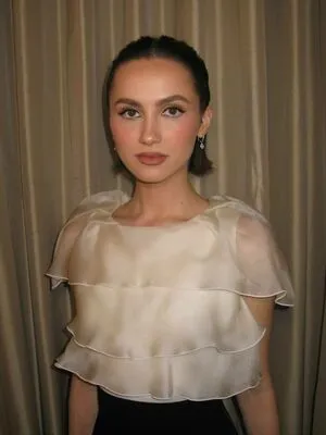 Maude Apatow OnlyFans Leaked Free Thumbnail Picture - #tPMV48v2nd